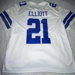 Men’s XXL Nike Ezekiel Elliot authentic jersey